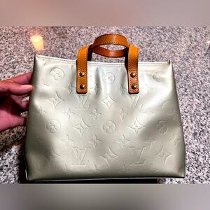 **SOLD**Louis Vuitton Monogram Vernis Reade PM Tote Handbag
